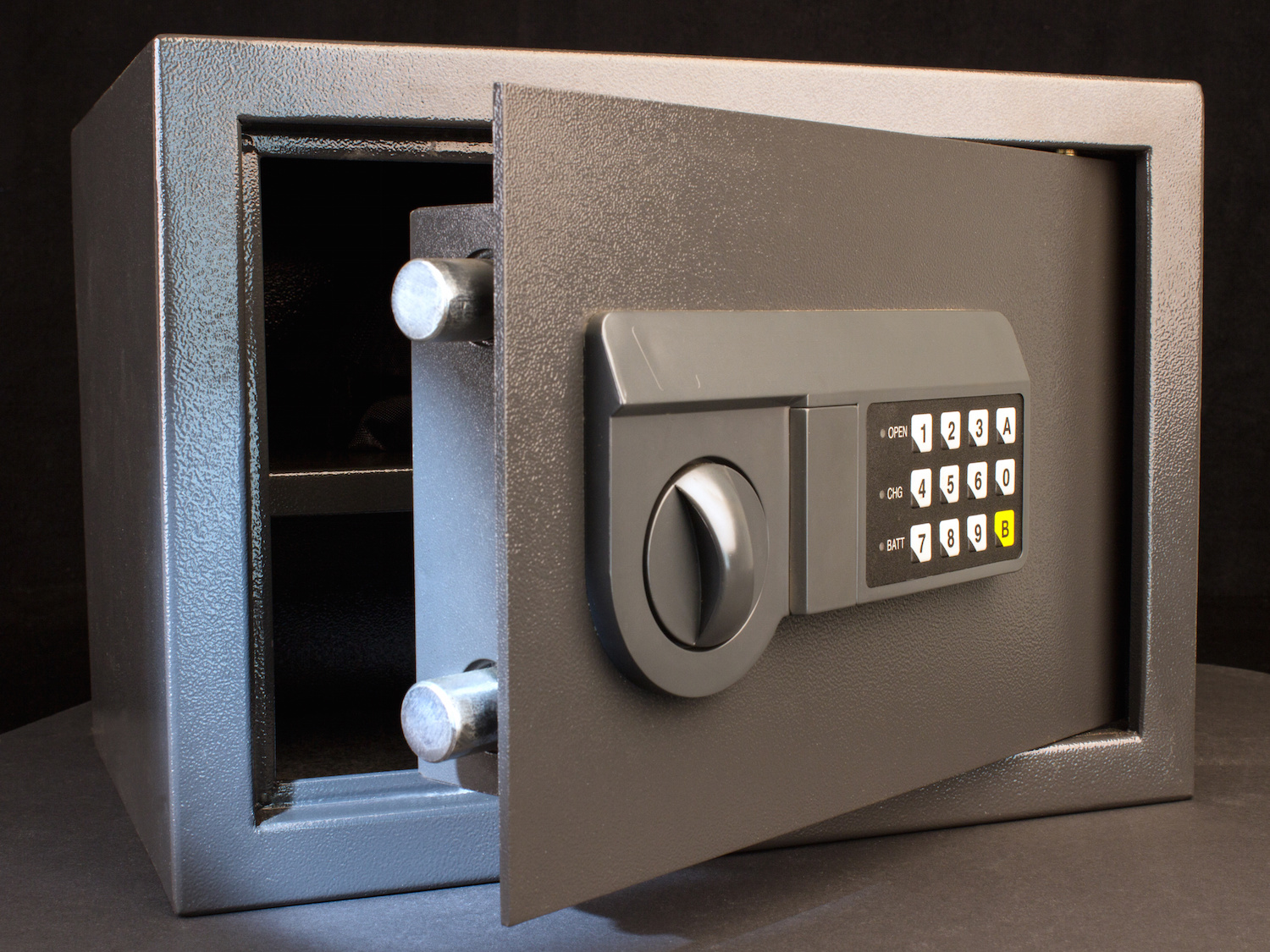 How to choose a home safe, safes serviced, safe locksmith, open safe, safe lock,