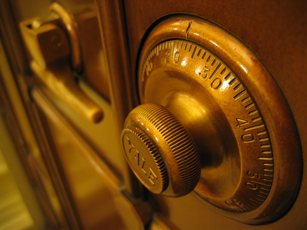 open a safe, Amalgamated Locksmiths, safes, melbourne locksmith, melbourne, collingwood, locksmith, collingwood locksmith